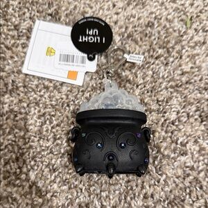 Bath & Body Works Black Cauldron Light-Up Keychain Pocketbac